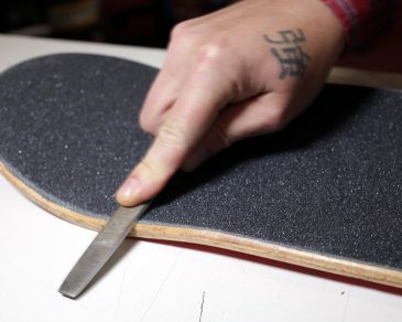 How to grip a skateboard deck
